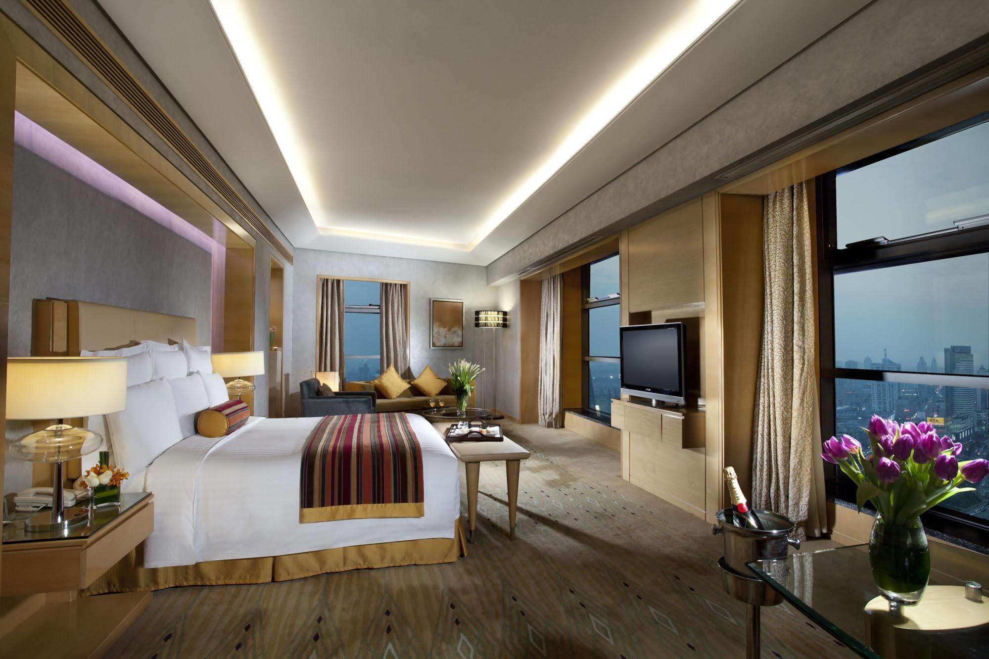 Ningbo Marriott Hotel Bagian luar foto